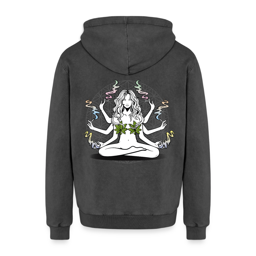 Zuurgewassen zwarte unisex hoodie van 100% katoen met cannabis-godin print op Flower of Life achtergrond, meerarmige mediterende figuur met wietbladeren, spirituele stoner hoodie achter print.
