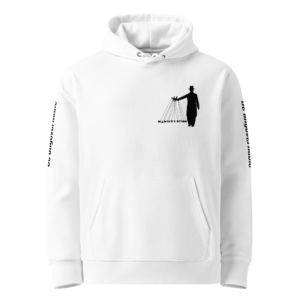 Voorkant van witte unisex hoodie met marionettenspeler 'Manipulation' print op de borst en 'Be ungovernable' tekst op beide mouwen — anti-systeem statement hoodie van biologisch katoen.